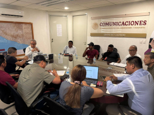 El Centro SICT Guerrero sostuvo una reunión de trabajo con representantes de la comunidad de Llanos de Tepoxtepec